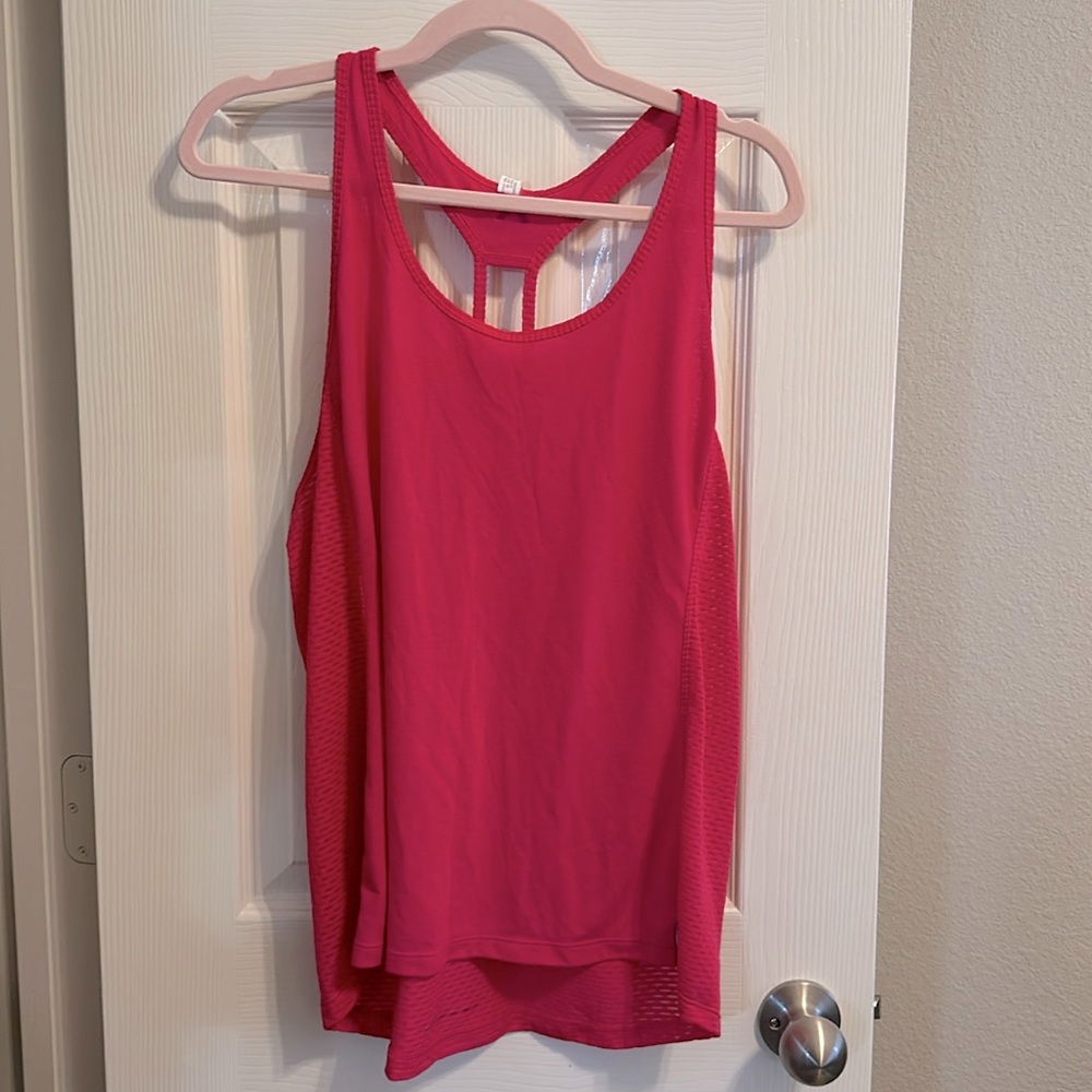 Under Armour Pink Tank w/mesh back